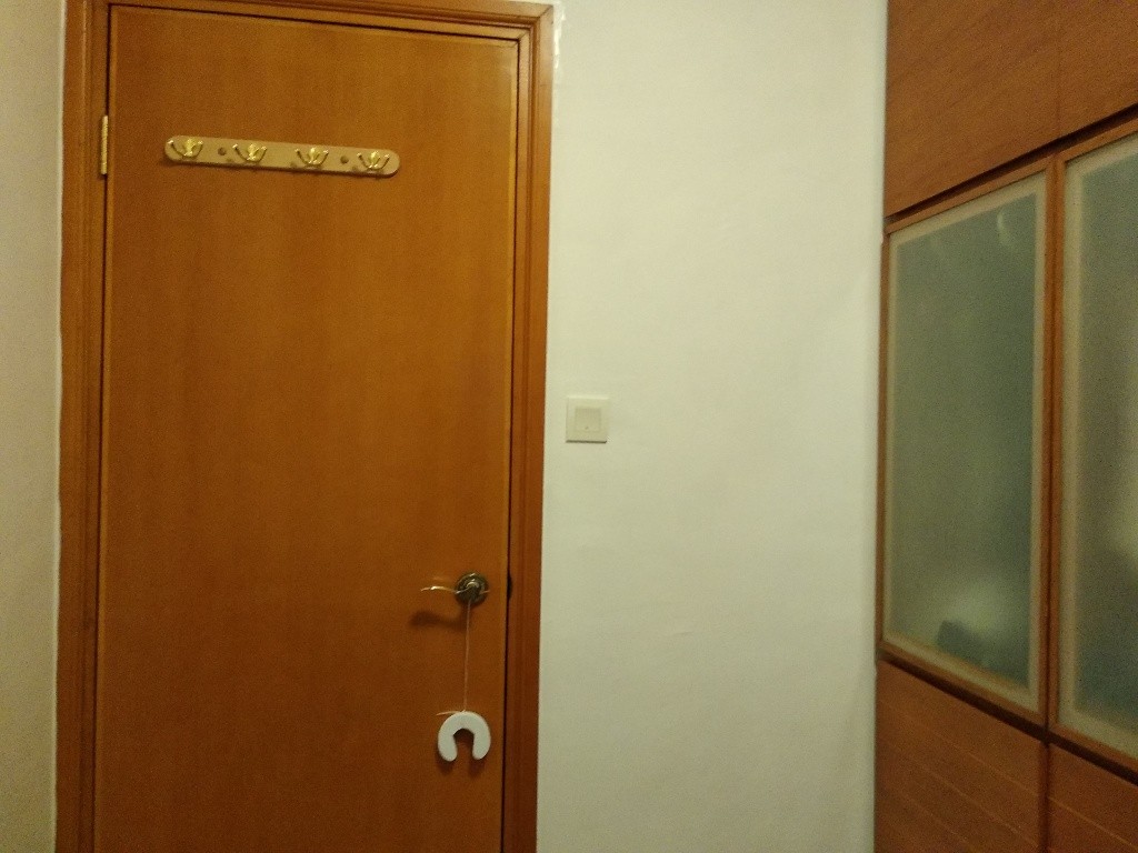 Guest room and Master room - Tung Chung - Bedroom - Homates Hong Kong