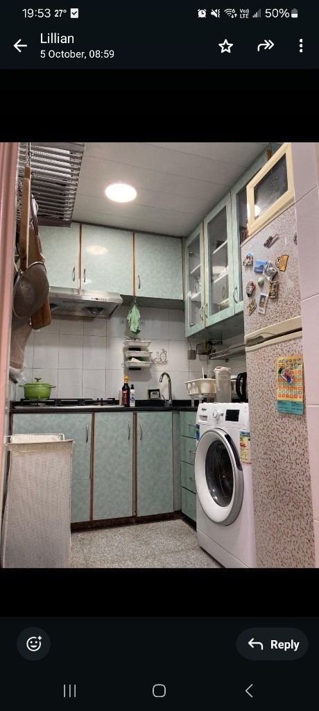 Bedroom available in 3 Bedroom flat  (WhatsApp 951 46 851 ) I can't message you because basic.  Contact me here  - 荃灣 - 房間 (合租／分租) - Homates 香港