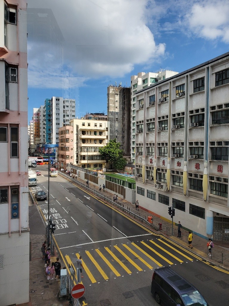 業主盤 三房兩廳 間隔四正闊落 開揚企理 交通方便 - Sham Shui Po - Flat - Homates Hong Kong