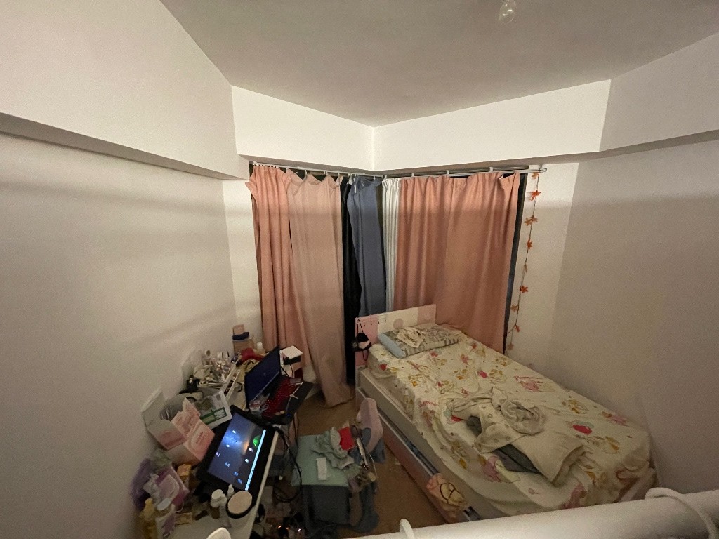 Nice clubhouse, Looking for a girl in the living rm - Sham Shui Po - Bedroom - Homates Hong Kong