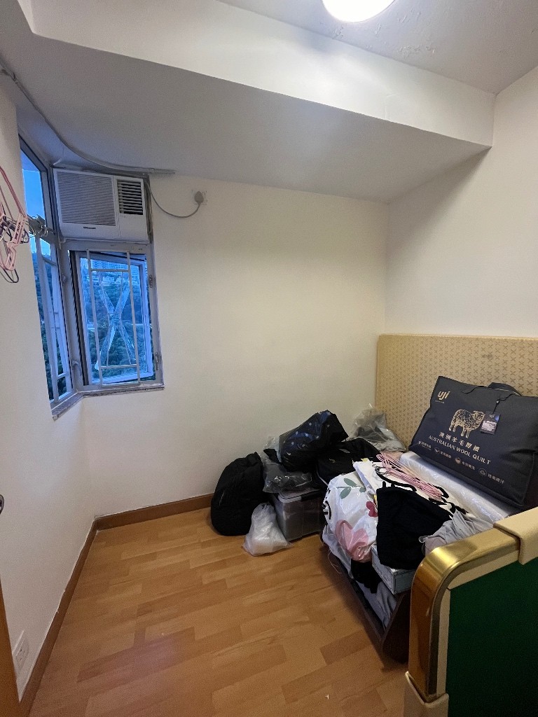 招女生室友合租，出租一房 - Tsuen Wan - Bedroom - Homates Hong Kong