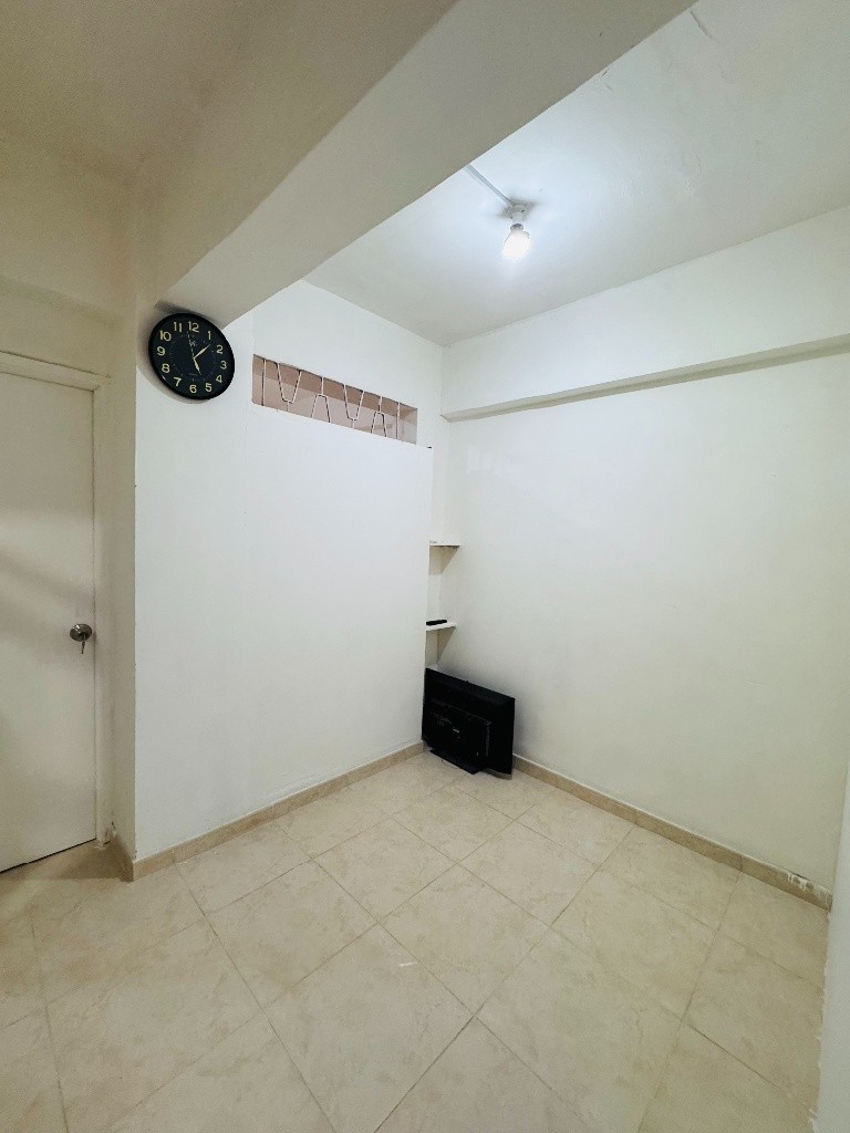 B016C  No lift Chinese Building Coliving space  - 深水埗 - 房間 (合租／分租) - Homates 香港