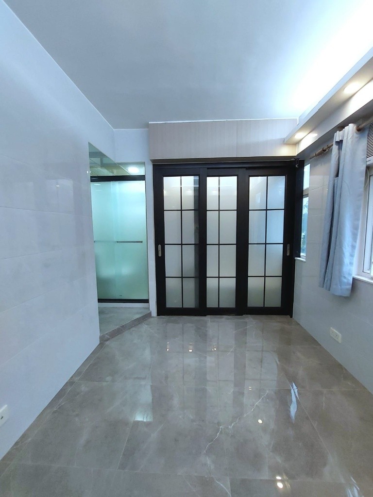 🏠 朗屏站旁精裝單位 - 良材大樓您的理想居所！ - Yuen Long - Flat - Homates Hong Kong