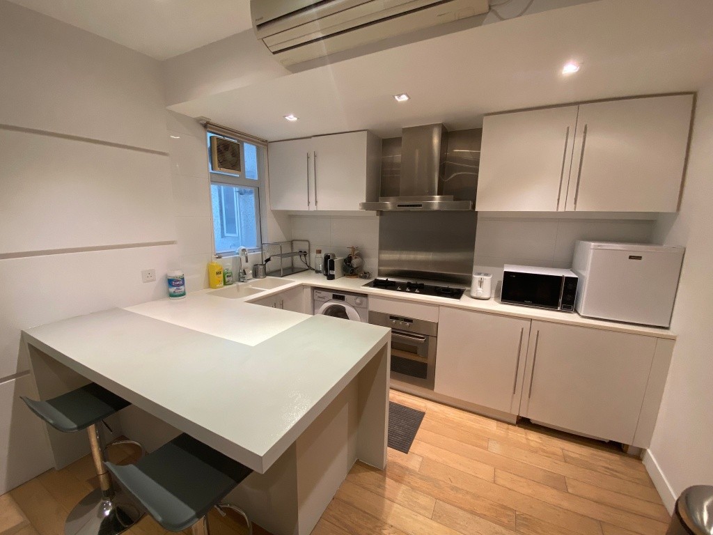 Fully furnished 1BR apartment in Caine Road (Mid-levels) in Caine building (22 Caine road) - 中半山/金钟 - 住宅 (整间出租) - Homates 香港