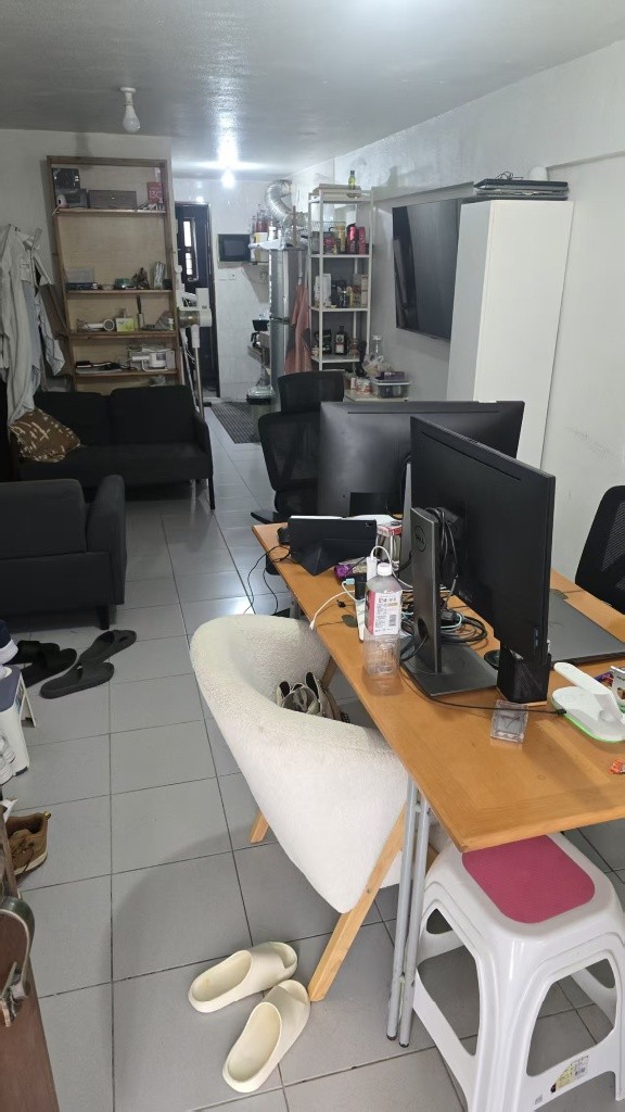 Room in a shared apartment - Sai Kung - Bedroom - Homates Hong Kong