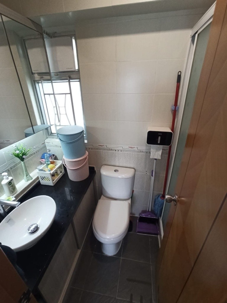 尋找女性室友 ，屯門區，一月中可入住，齊備傢俬電器，拎包入住。 - 屯门 - 房间 (合租／分租) - Homates 香港