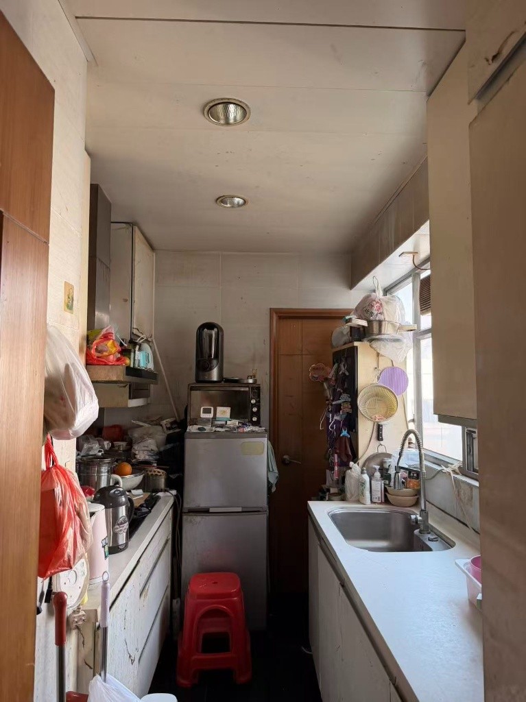 prince edward share unit kitchen  toilet share - 太子 - 房間 (合租／分租) - Homates 香港