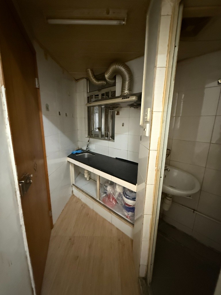 免佣 界限街9號 3/F 唐四 100尺 套房 - 深水埗 - 独立套房 - Homates 香港