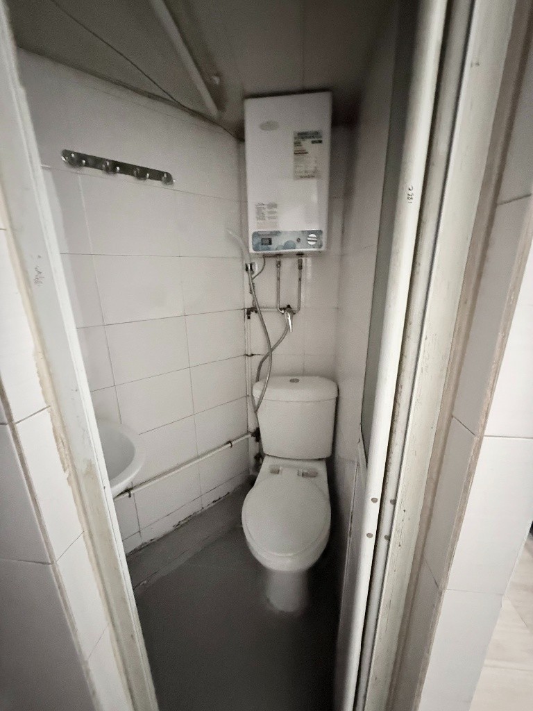 免佣 界限街9號 3/F 唐四 100尺 套房 - 深水埗 - 独立套房 - Homates 香港