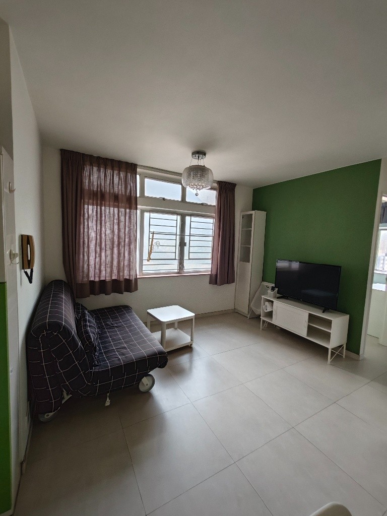 開揚交通方便新裝簡潔光猛房 - 屯门 - 房间 (合租／分租) - Homates 香港