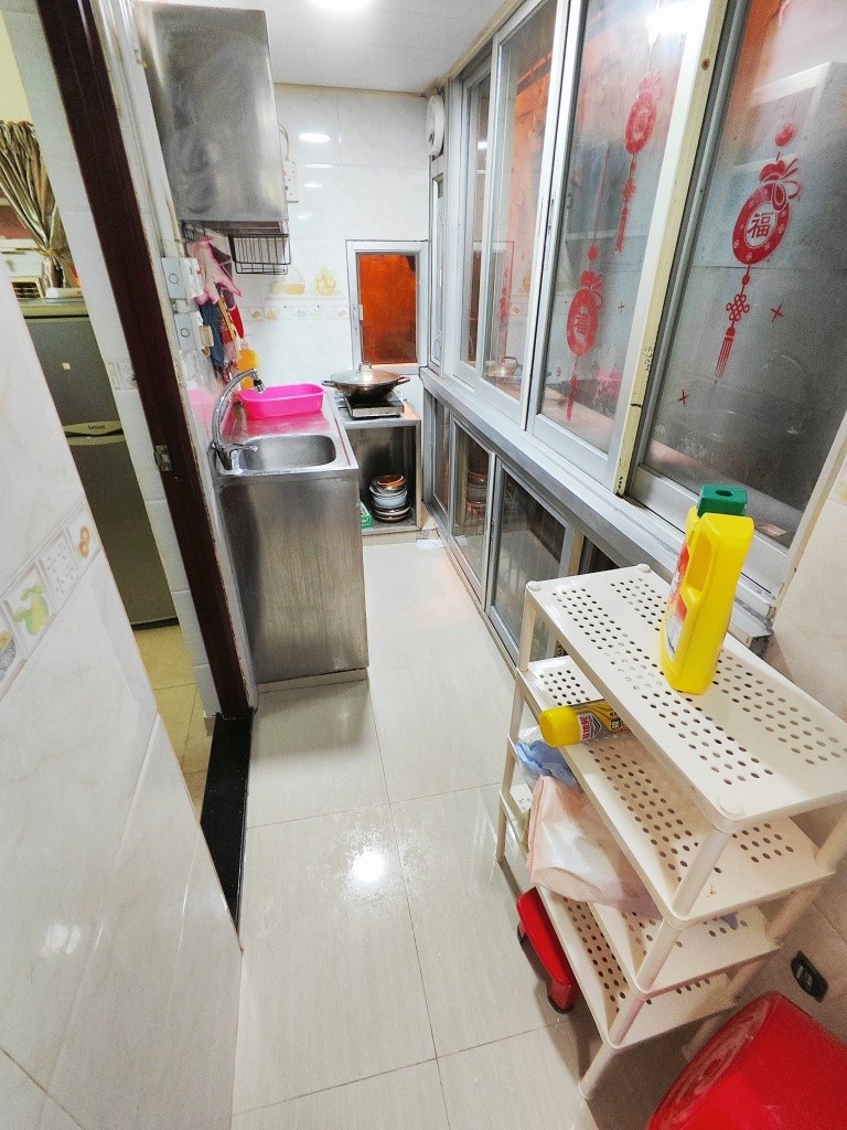 油塘村屋一房一廳交通方便即住 - 油塘/蓝田 - 住宅 (整间出租) - Homates 香港