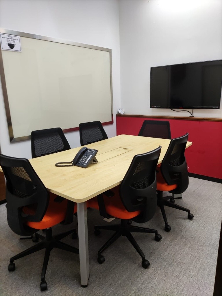 官塘2-3人皇廷廣場服務式辦公室大窗全包 - 观塘/秀茂坪 - 办公室 - Homates 香港