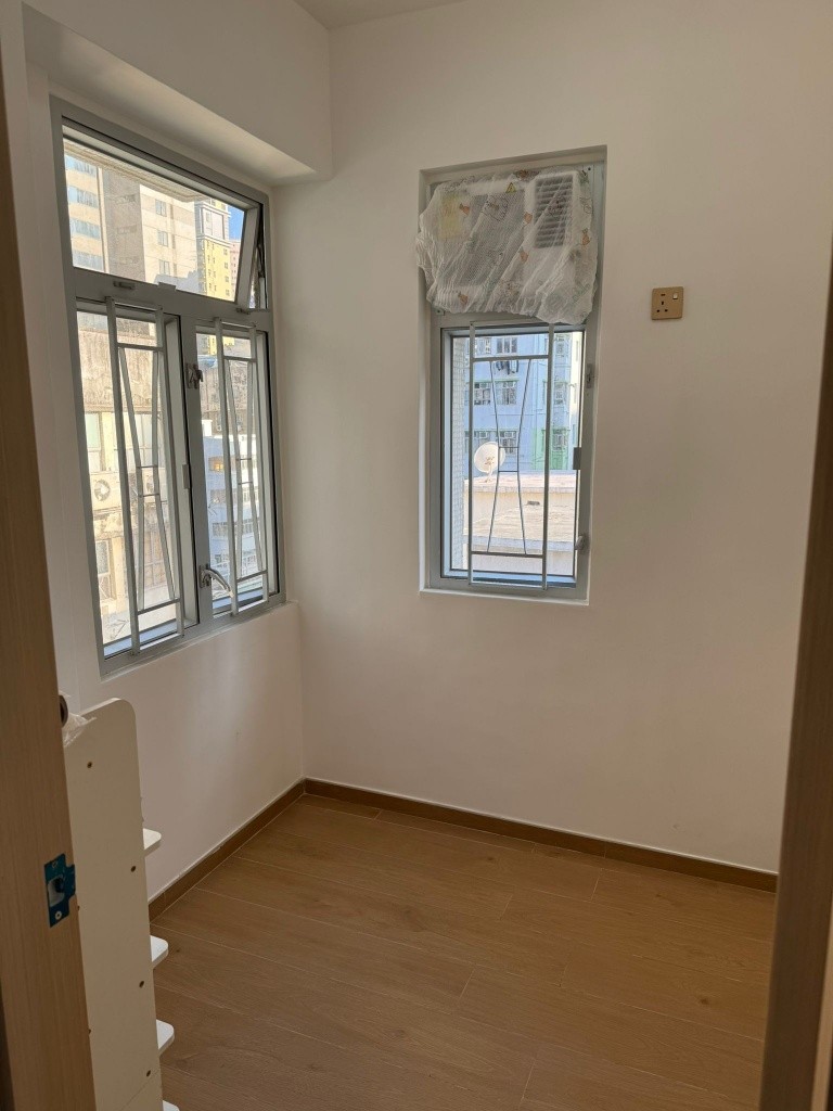 旺角時興大廈中層，1分鐘地鐵站 - 旺角/油麻地 - 住宅 (整间出租) - Homates 香港