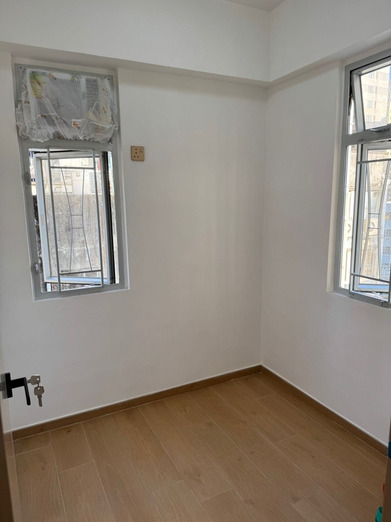 旺角時興大廈中層，1分鐘地鐵站 - 旺角/油麻地 - 住宅 (整间出租) - Homates 香港