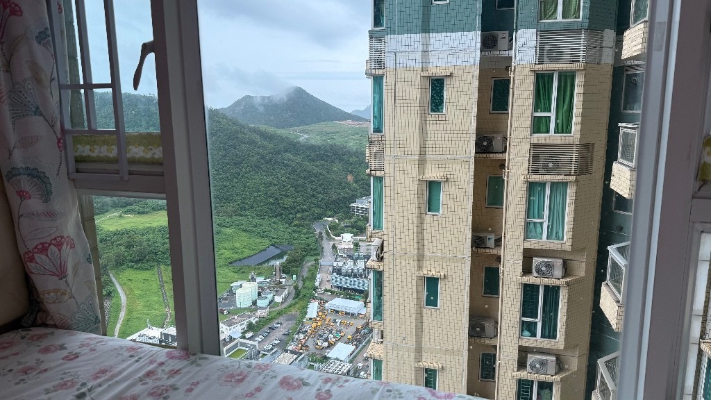 🌸 日出康城領凱 極高層粉色系靚房 招女生室友 🌸 🌸 Lohas Park Le Prestige – High-Floor Pink-Themed Room for Female Flatmate 🌸 - 将军澳 - 房间 (合租／分租) - Homates 香港