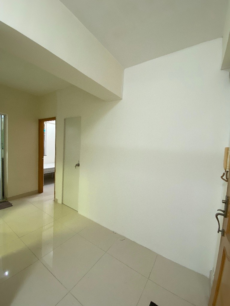 female coliving space located at Sham Shui Po Kowloon B018C - 深水埗 - 房間 (合租／分租) - Homates 香港