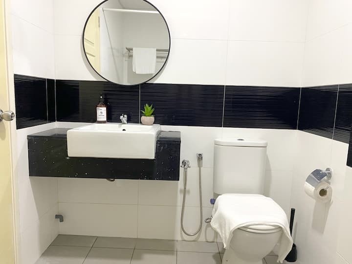 Mansion One, Penang  -  - 房间 (合租／分租) - Homates 马来西亚