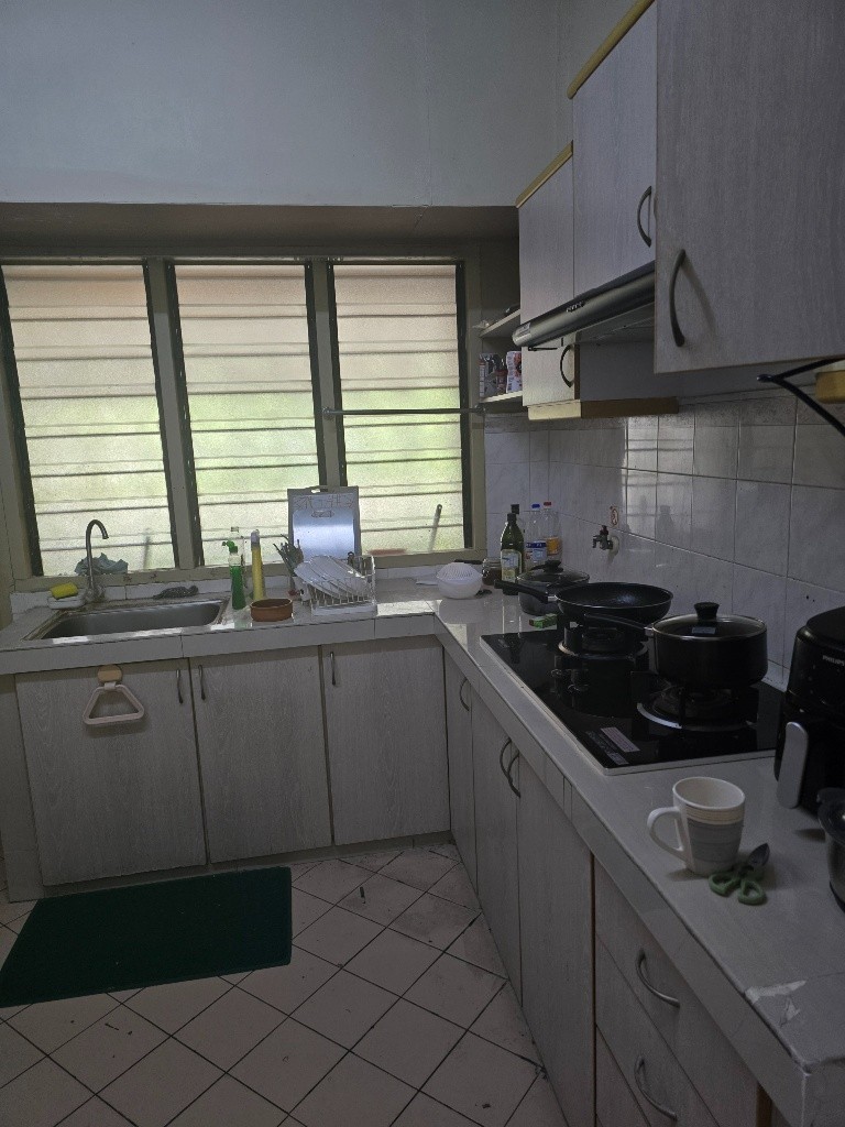 Vista komanwel c room for rent student -  - 房間 (合租／分租) - Homates 馬來西亞
