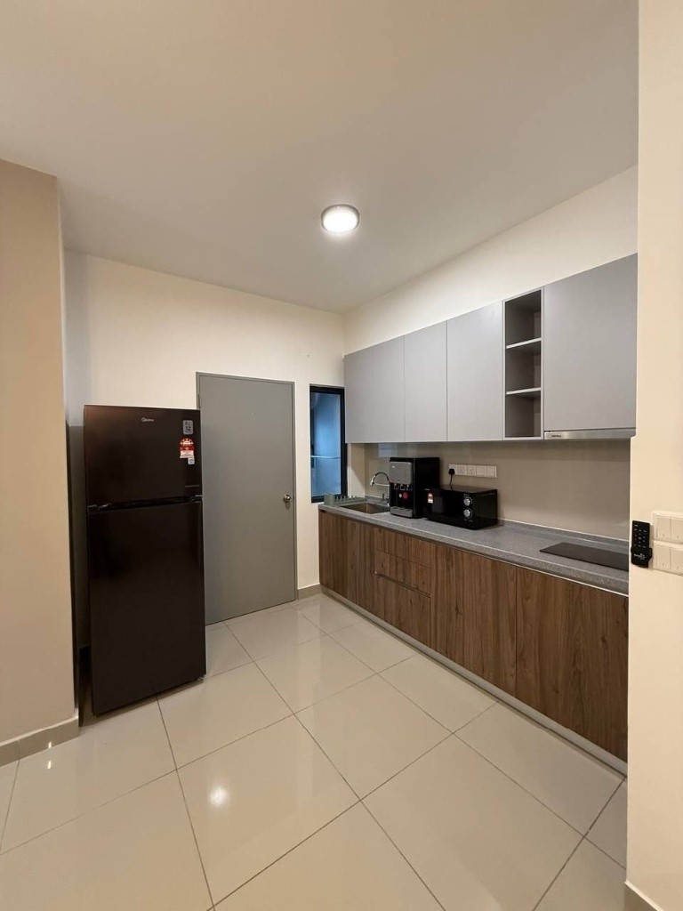 Cozy Medium Room for Rent -  - 房间 (合租／分租) - Homates 马来西亚