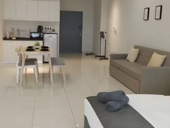 Fully Furnished Studio Unit For Rent at Paragon Suites @ CIQ -  - 住宅 (整間出租) - Homates 馬來西亞