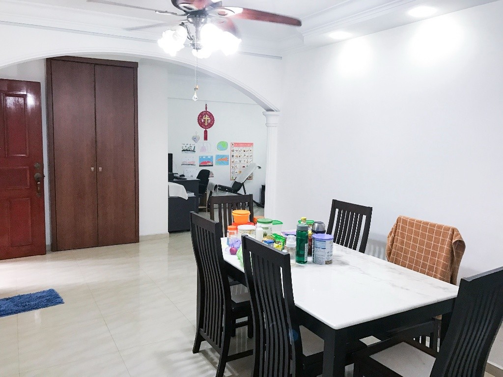 Punggol Blk 107B room for rent (young chinese family) - Punggol - Bedroom - Homates Singapore