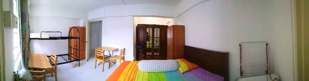 3mins WOODLANDS/MARSILING MRT MASTER ROOM SHARE FEMALE(PRIVATE TOILET INSIDE) $650 - Woodlands - Bedroom - Homates Singapore