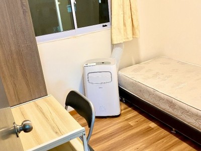 $680 aircon single ladies. Available 8 Feb. No agent fee. Contact owner for viewing. - 19 Hougang Ave 3