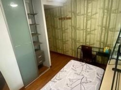 Available immediate - Common Room/FOR 1 PERSON STAY ONLY/ Wifi/ Air-con/No owner staying/No Agent Fee/Cooking allowed/Paya Lebar MRT, Dakota MRT/Private lift access to apartment - 500 Guillemard Rd, Singapore 399839