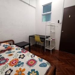Available Sep 02 - Common Room/Strictly Single Occupancy/Wifi/Aircon/No Owner Staying/No Agent Fee/Cooking allowed / Tiong bahru / Outram  - Redhill - Bedroom - Homates Singapore