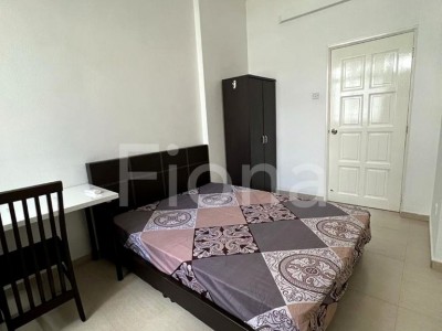 Available 15 Sep - Common  Room/1 Person Stay Only/No Owner Staying/Fully Furnished with Bed/Wardrobe/WIFI/Air-con/2 Shared Bathrooms/allowed Cooking/ Toa Payoh MRT and Novena MRT    - 5Jalan Ampas Road, #08-03, Singapore 329506