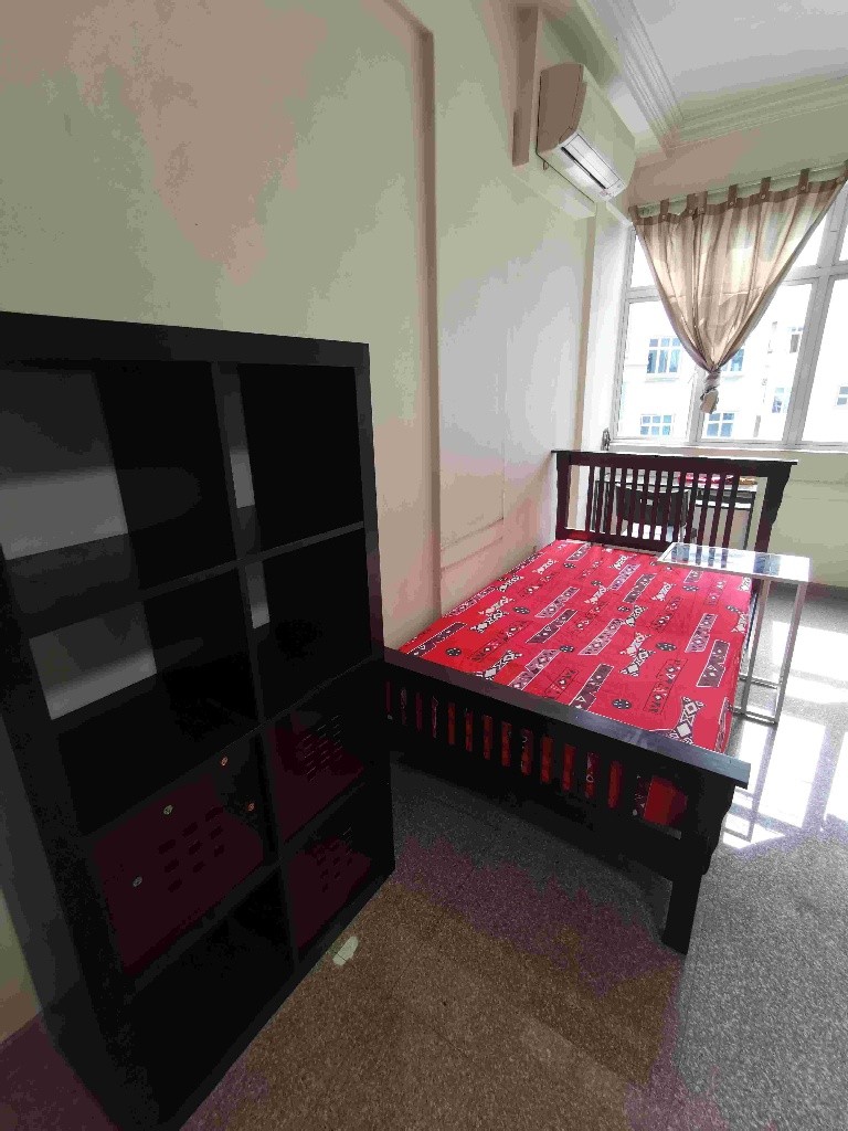 Available 03 Oct -Common Room/FOR 1 PERSON STAY ONLY/Wifi/Aircon/No owner staying/No Agent Fee/No owner staying/Cooking allowed/Novena MRT/Mount Pleasant MRT - Novena - Bedroom - Homates Singapore
