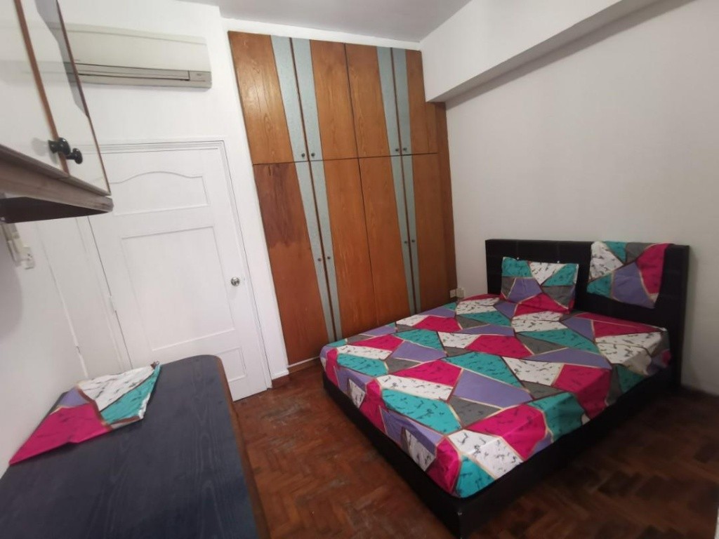 Available 03Oct /Master Room/Private Bathroom/Wifi/Aircon/No Owner Staying/No Agent Fee/Allowed Cooking/No Pets Allowed/Near Paya Lebar MRT/Aljunied MRT/Dakota MRT/FOR 1 PAX - Geylang 芽籠 - 分租房間 - Homates 新加坡