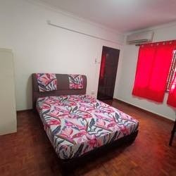 Near Novena MRT/Toa Payoh MRT/Caldecott MRT - 5a Kim Keat Close  Common Room/FOR 1 PERSON STAY ONLY/ *Next to Whampoa food center &amp; NTUC supermarket* Wifi/No owner staying/No Agent Fee/Cooking - Homates 新加坡