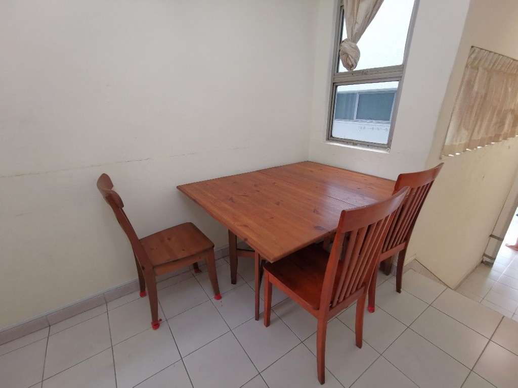 Available 12 Nov - Common Room/Strictly Single Occupancy/Wifi/Aircon/no Owner Staying/No Agent Fee/Cooking allowed/Near Lorong Chuan MRT MRT/Serangoon MRT  - Sengkang - Bedroom - Homates Singapore