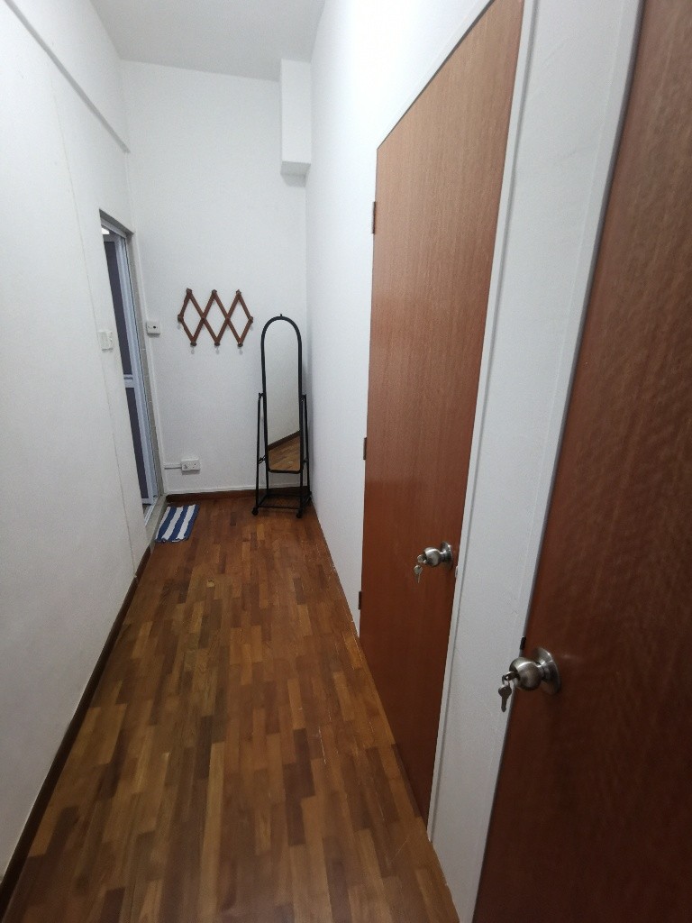 Available 02 Jan - Common RoomT/Long Term Lease/1 Person Stay Only/No Owner Staying/Fully Furnished with Bed/Wardrobe/WIFI/2 Shared Bathroom/allowed Cooking/Balestier / Toa Payoh and Novena MRT - Toa  - Homates 新加坡