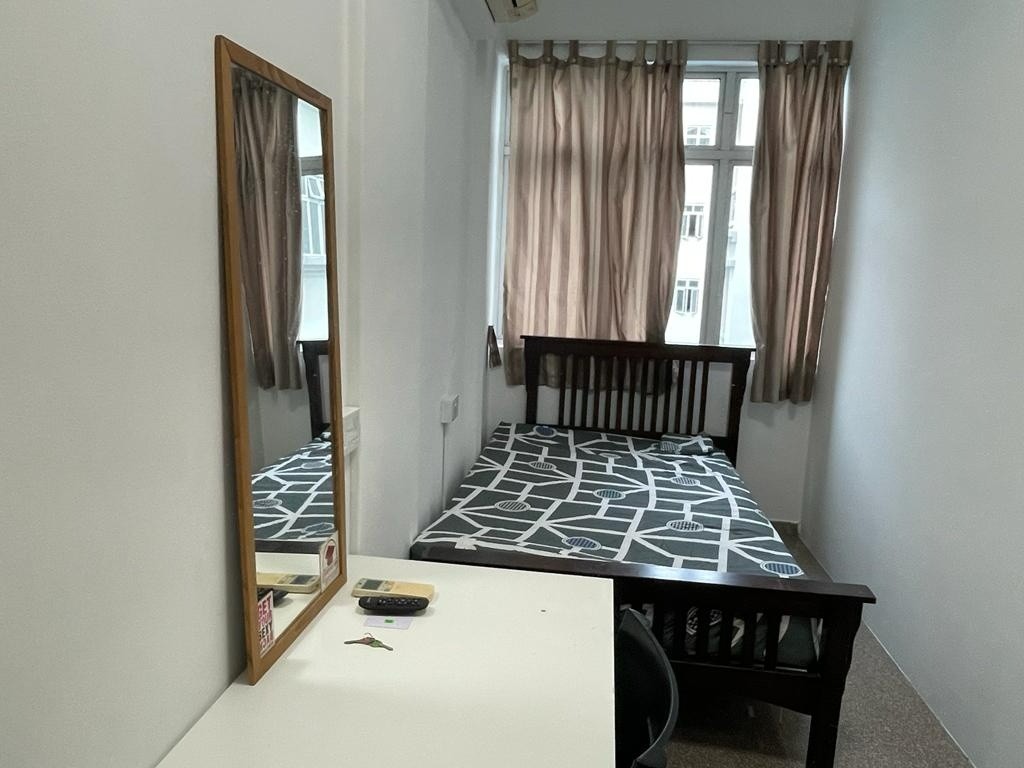 Available Immediate -Common Room/FOR 1 PERSON STAY ONLY/Wifi/Aircon/No owner staying/No Agent Fee/No owner staying/Cooking allowed/Novena MRT/Mount Pleasant MRT - Novena 诺维娜 - 分租房间 - Homates 新加坡