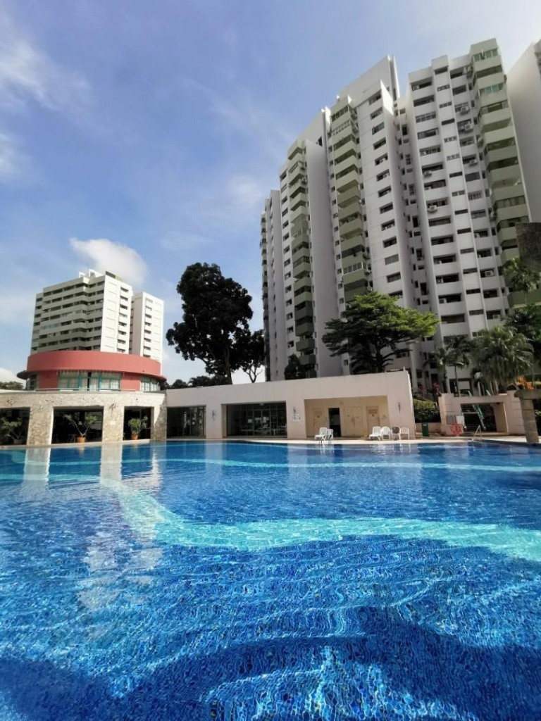 Dover / Clementi / Bukit Timah - Balcony Room. Pine Grove, swimming pool &amp; gym, *Avail 16Jan - Clementi - Flat - Homates Singapore