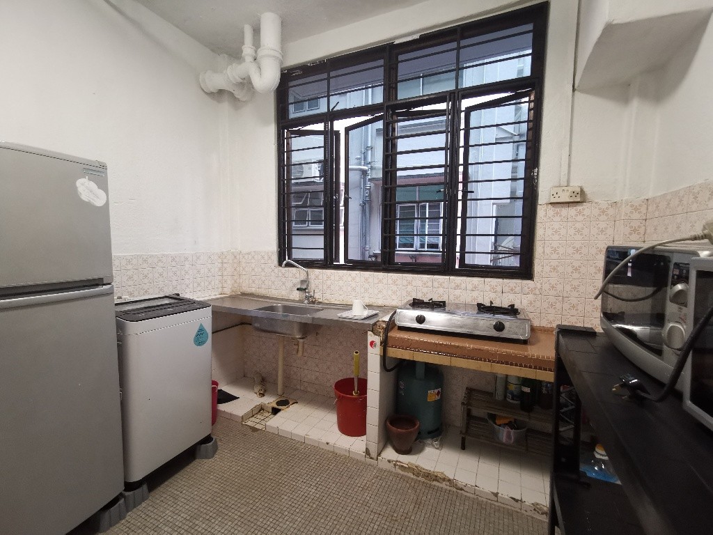 Immediate Available- Common Room/Strictly Single Occupancy/no Owner Staying/No Agent Fee/Cooking allowed / Tiong bahru / Outram MRT - Outram 欧南 - 分租房间 - Homates 新加坡