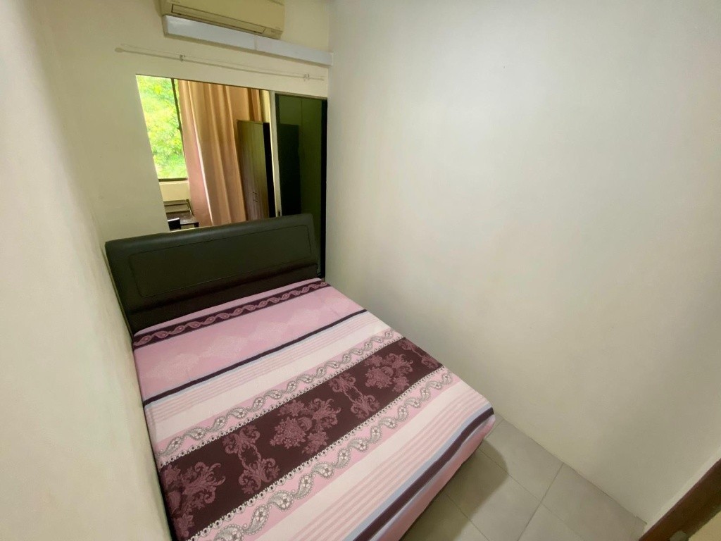 Available  Immediate - Common Room/Strictly Single Occupancy/no Owner Staying/No Agent Fee/Cooking allowed/Near Somerset MRT/Newton MRT/Dhoby Ghaut MRT ________________________________________________ - Homates 新加坡