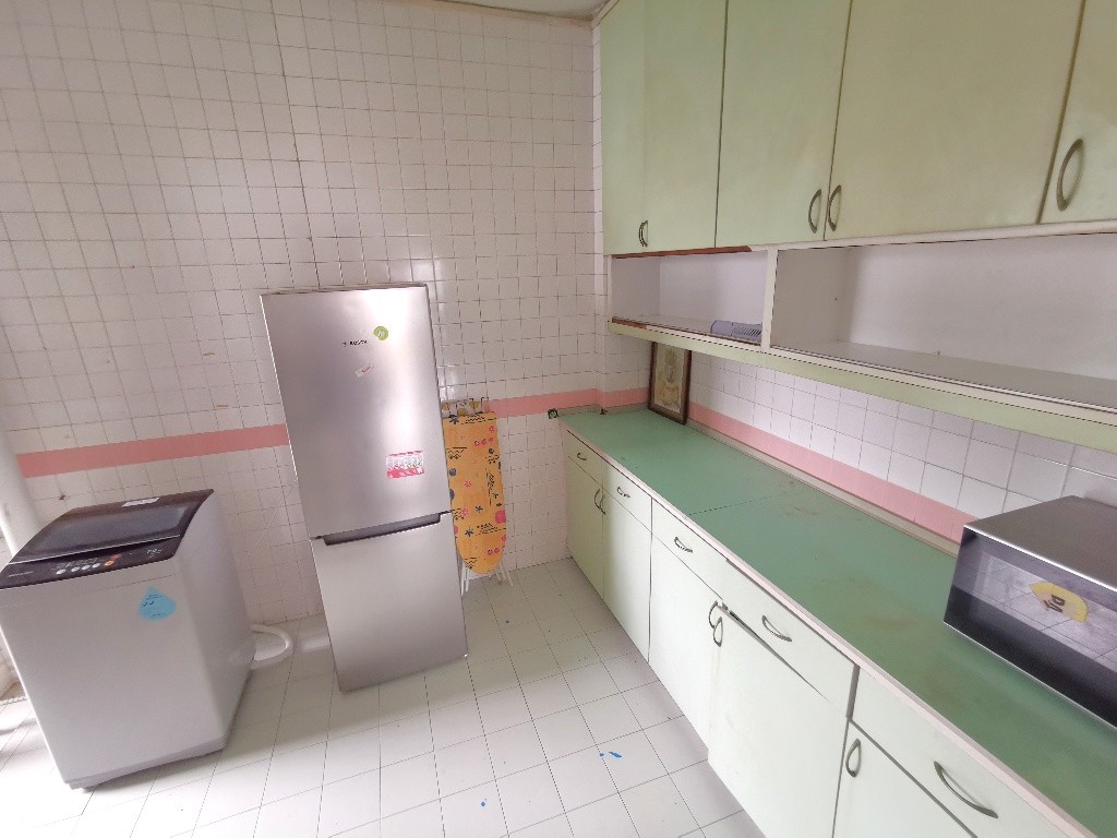 Near Somerset MRT / Dhoby Gaut Mrt / Orchard / Common Room for Rent/ Available Immediate/ No Agent Fee - Newton 紐頓 - 分租房間 - Homates 新加坡