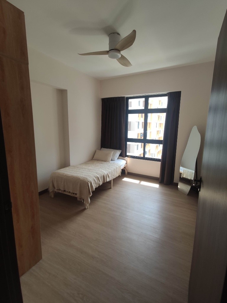 Quality Room for Rent | Will Cover Most of the Rent! - Tengah - Bedroom - Homates Singapore