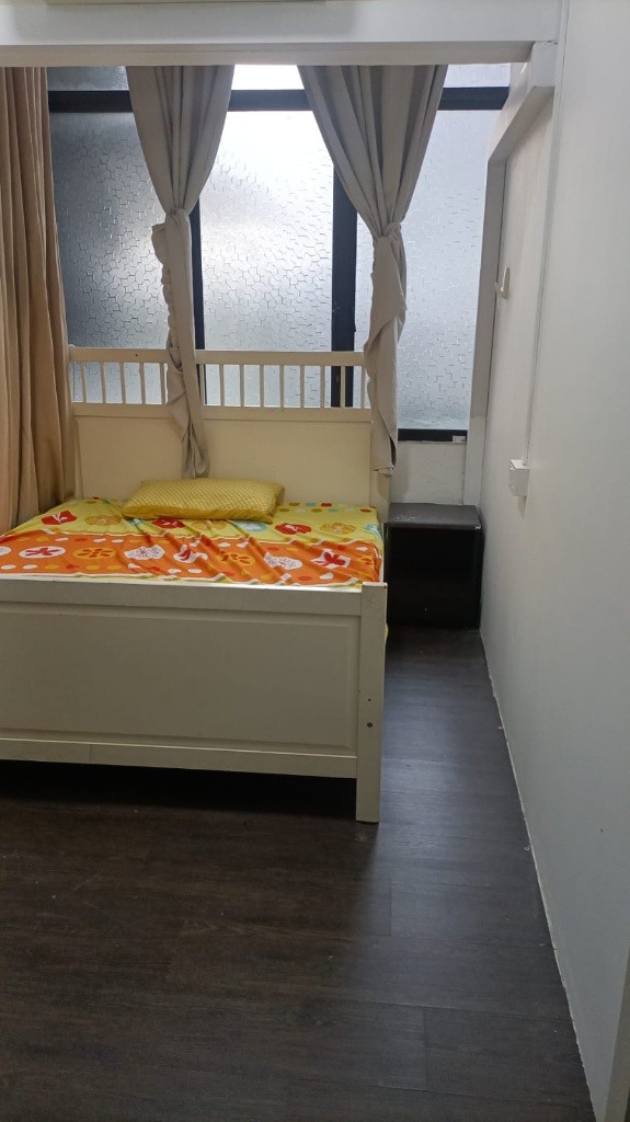 EAST GROVE Common Room/no Owner Staying/No Agent Fee/Cooking allowed/Kembangan MRT / Bedok MRT/ Eunos  MRT/ Available Immediate - Kembangan - Bedroom - Homates Singapore