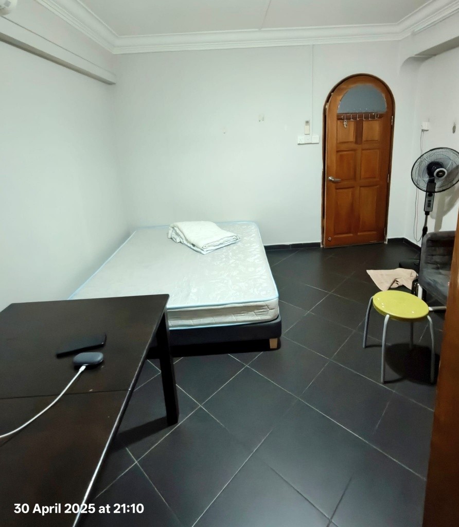 Master bedroom for rent very near to choa chu kang mrt - Choa Chu Kang - Bedroom - Homates Singapore