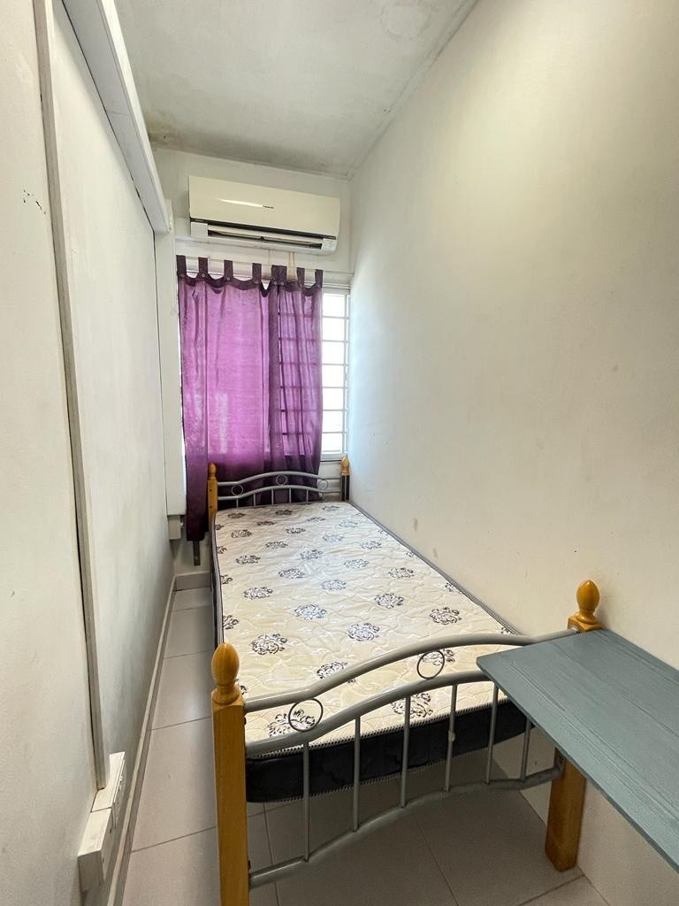 Immediate Available / Near Lavender MRT/Nicoll Highway MRT / Bugis MRT  /Min 3 - 12 Month Rental / For 1 pax stay / Include utilities / No owner stay - Lavender - Bedroom - Homates Singapore