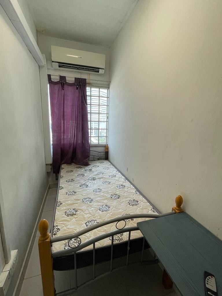 Immediate Available / Near Lavender MRT/Nicoll Highway MRT / Bugis MRT  /Min 3 - 12 Month Rental / For 1 pax stay / Include utilities / No owner stay - Lavender - Bedroom - Homates Singapore