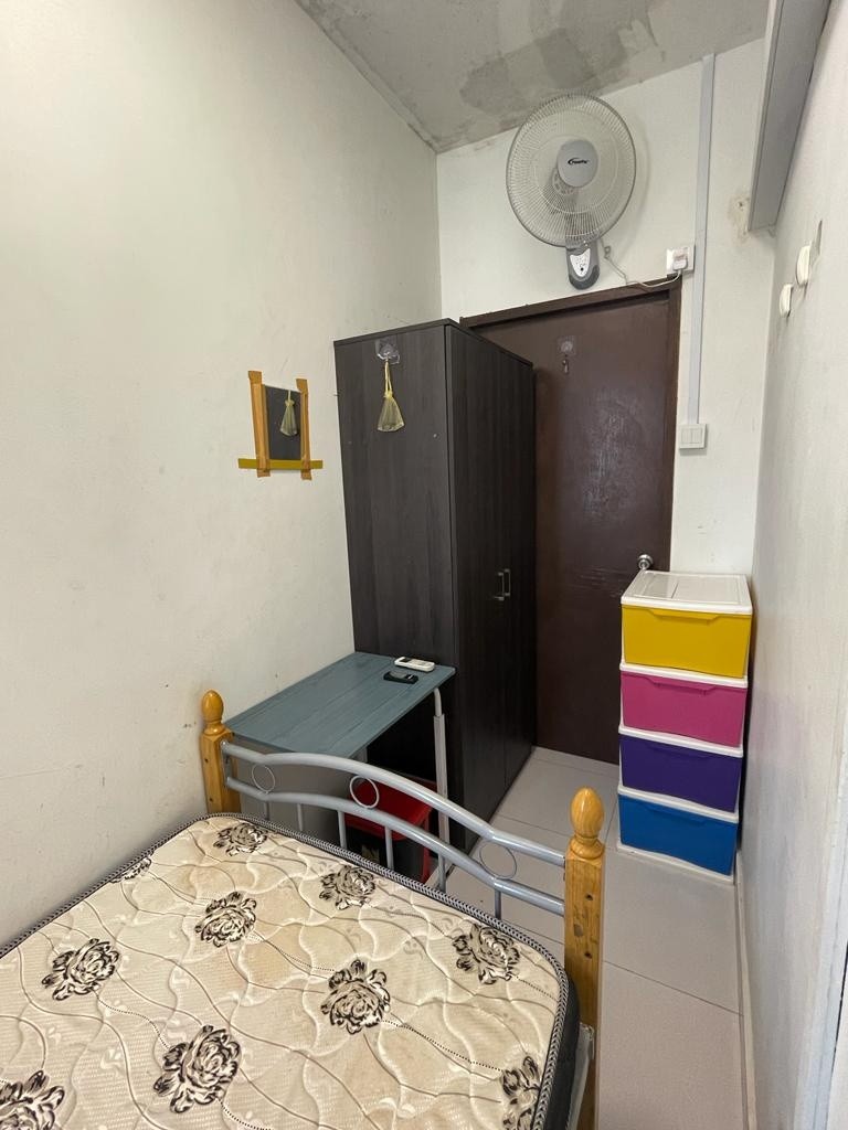 Immediate Available / Near Lavender MRT/Nicoll Highway MRT / Bugis MRT  /Min 3 - 12 Month Rental / For 1 pax stay / Include utilities / No owner stay - Lavender - Bedroom - Homates Singapore