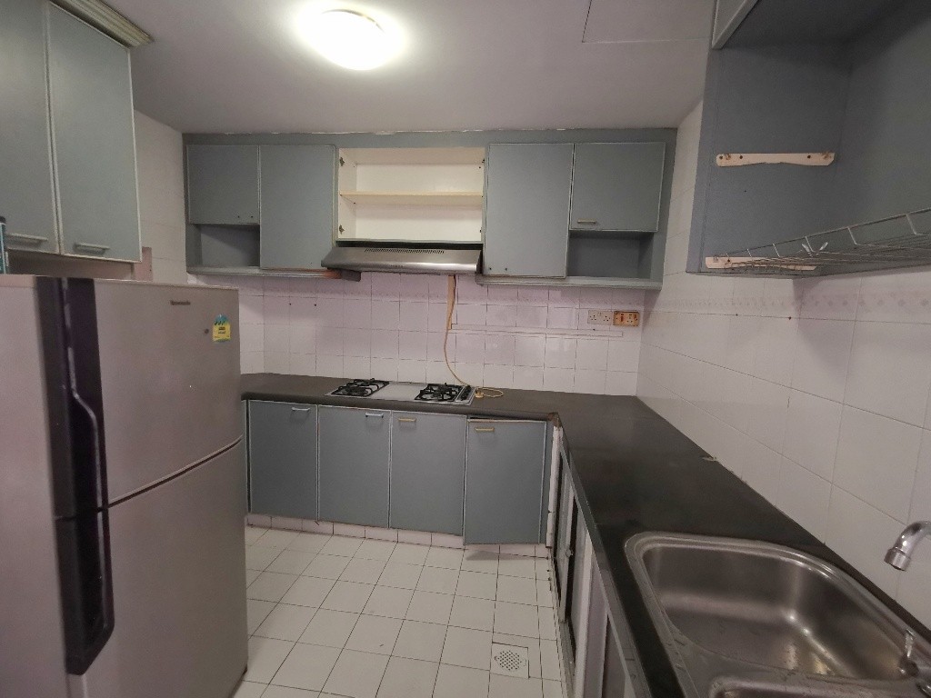 Room For Rent - Moro Mansions RM3 - Geylang - Bedroom - Homates Singapore
