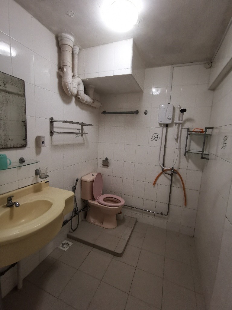 Outram Park MRT / Tanjong Pagar MRT / Available 4 Sep / Minimum 3 - 12 Month Rental / Utilities Included / No Owner Stay/ RM2 - Bukit Merah 紅山 - 整个住家 - Homates 新加坡