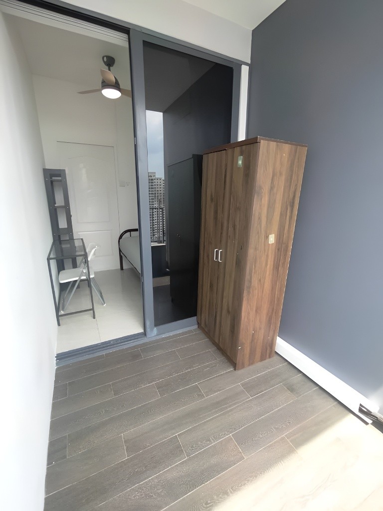 Room for rent / BRADDELL MRT/ TOA PAYOH MRT / Common room / 1pax stay / Available 14 Nov/ GEM RESIDENCES - Toa Payoh 大巴窑 - 整个住家 - Homates 新加坡