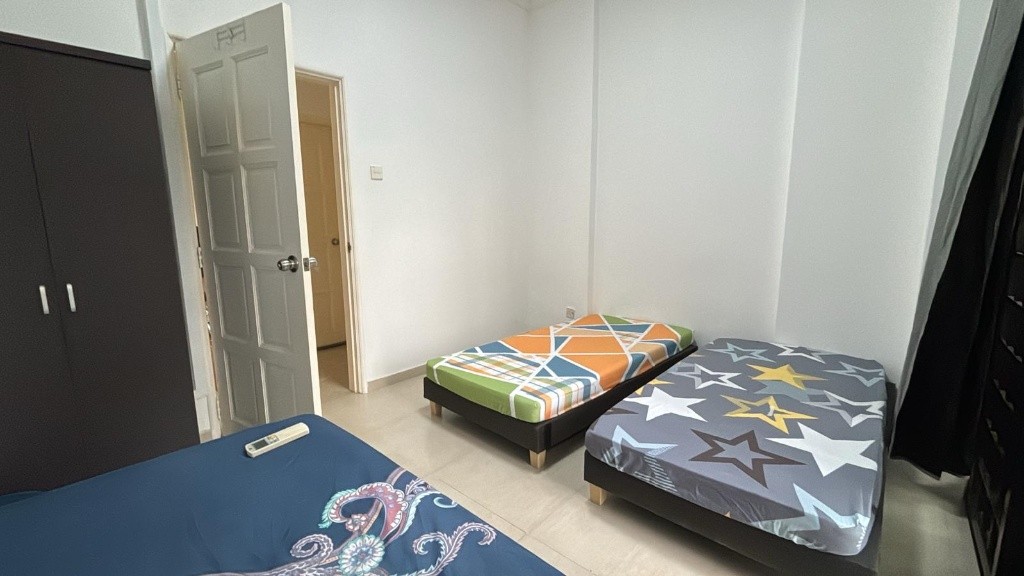 Near Toa Payoh, Novena mrt/ Available 18 Nov - Common Room/1 Person/Ampas Apartments - Toa Payoh - Flat - Homates Singapore
